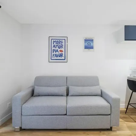 Daire 11.appart 4pers#1 Bedroom#pigalle#opera#paris 9 *