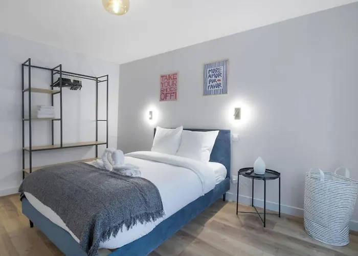 11.appart 4pers#1 Bedroom#pigalle#opera#paris 9 *