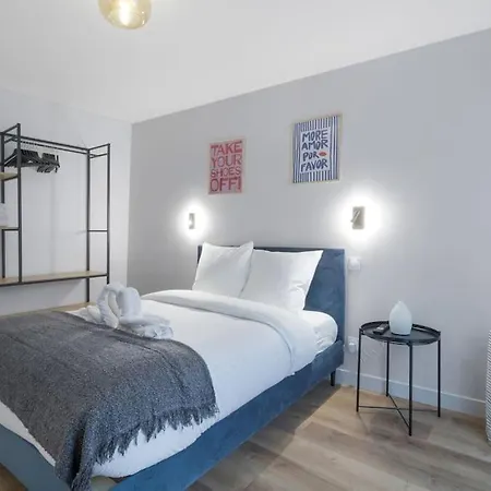 11.appart 4pers#1 Bedroom#pigalle#opera#paris 9 *